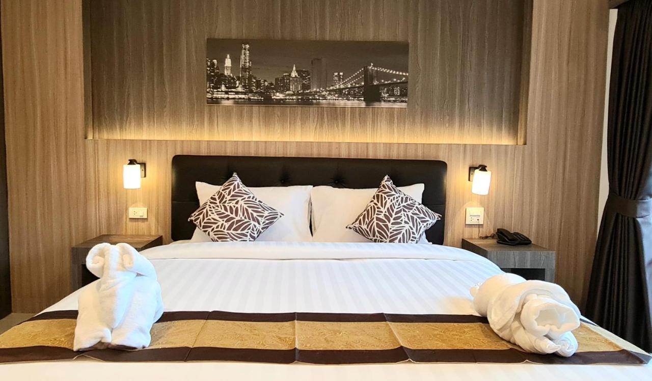 The Room Boutique Hotel Sakon Nakhon Exterior foto