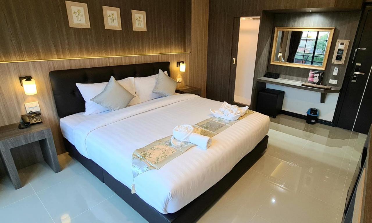 The Room Boutique Hotel Sakon Nakhon Exterior foto